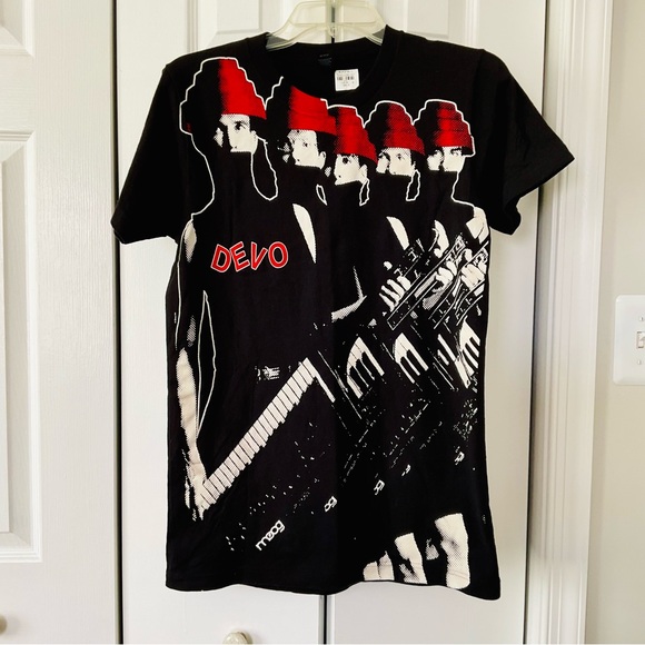 DEVO Full Front Group Unisex Slim Fit Black T-Shirt 100pct Cotton Size Small NEW - Picture 8 of 8